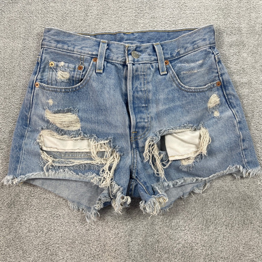 Levis 501 Denim Shorts Women 25 Light Blue Premium Distressed Cut Off High Rise